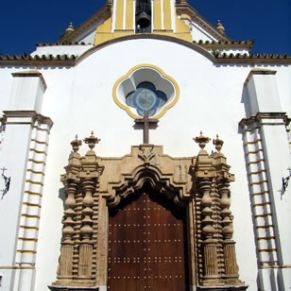 arahal-iglesia-de-la-santisima-vera-cruz-fachada-1